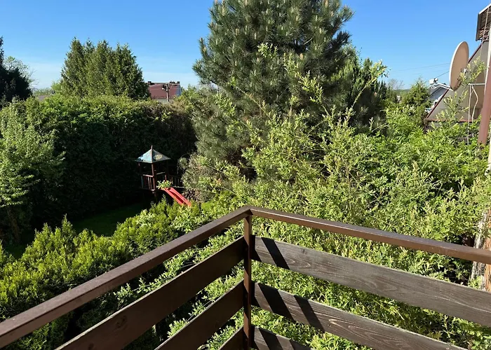 Blue Zone Apartment With Free Parking, Balcony And Garden